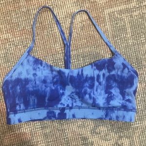 Lululemon Flow Y Nulu Bra Size 10